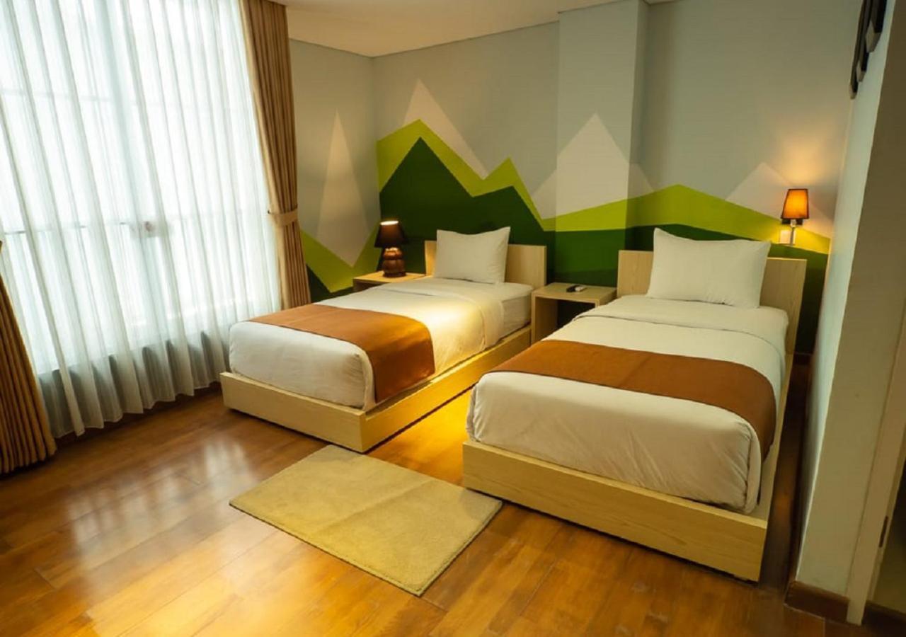 Yan'S House Hotel Kuta Lombok Kültér fotó